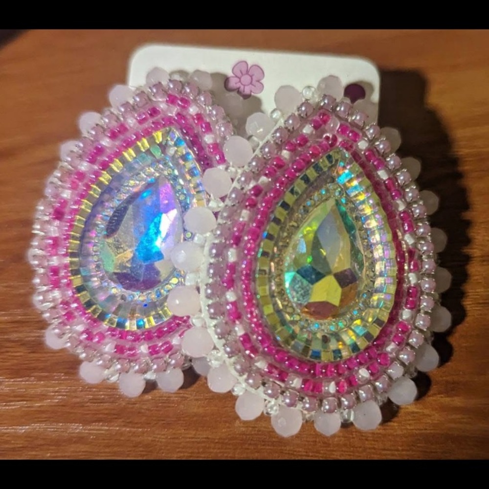 Pink and White Teardrop Beaded Earrings